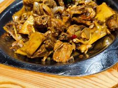 -牛头鱼庄·地道广西菜(鲁班店)