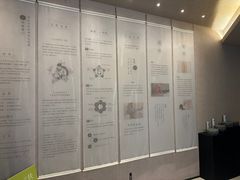 -灸春堂·艾灸·痛症·整脊连锁(之江银泰店)