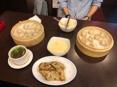 牛肉湯-高雄杨宝宝锅贴