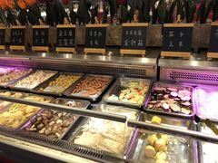 面包甜点陈列柜-大漠风烤肉火锅自助餐厅(鹰展店)