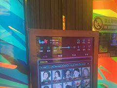 -K+全国连锁KTV(绿地缤纷天地店)