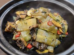 黄焖鳝鱼煲-湘里乡亲甲王二老店