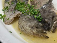 -新天明砂锅鱼头煲