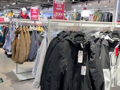-唯品会(北京国瑞城店)