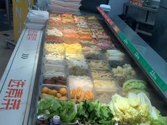 -红渡小香·牛肉麻辣香锅(车站南路店)