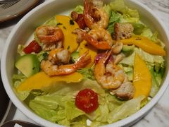 柠檬汁拌扒鲜虾牛油果沙拉-G+KITCHEN(龙湖狮山天街店)