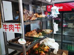 面包甜点陈列柜-大益烤鸡