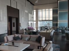 -深圳国际会展中心希尔顿酒店(前海华发冰雪世界店)