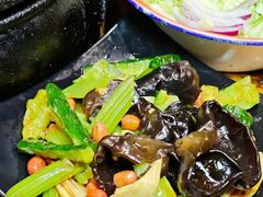 -石记老北京炙子烤肉(松园店)