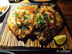 香茅草罗非烤鱼-云之南(八里庄店)