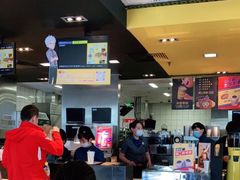 大堂-麦当劳(欢乐谷店)
