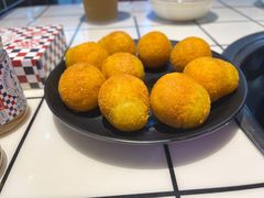 -九街淑芬掌中宝串串公司(内街文化创意园店)