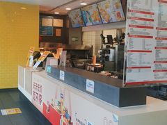 -麦当劳(西客站店)