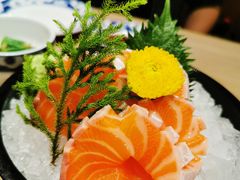 三文鱼腩刺身-小山日本料理(岭南天地店)