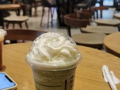 -星巴克臻选(华堂·新辰汇店)