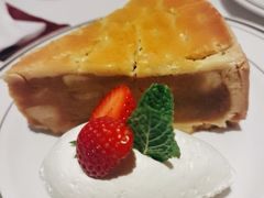 苹果派-Wolfgang’s Steakhouse 沃夫冈牛排馆(上海白玉兰广场店)