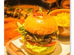 -阿妮叶李(光谷世界城店)