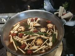 -湊湊火锅·茶憩(新中关购物中心店)