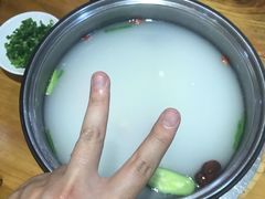 -风情丽江斑鱼火锅(孙家沟西南路80号店)