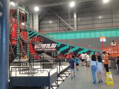 -极限PLAY运动娱乐新世界·团建派对潮玩休闲馆·室内蹦极高空游乐园