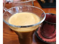 -Be Lived Cafe比例咖啡(摩天轮店)