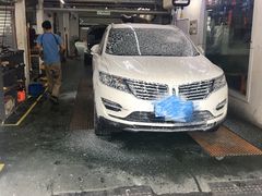 -蜂鸟快修喷漆钣喷汽修旗舰工厂(军工路店)