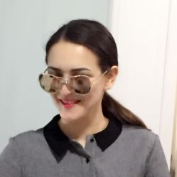 -一个差评成就的纹眉店