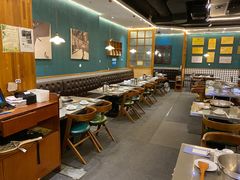 大堂-胡须佬鸡煲四季火锅店(石厦西村直营店)