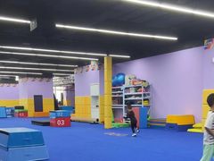 -小小元气运动馆(无锡茂业中心店)