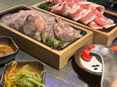 -湊湊火锅·茶憩(杭州湖滨银泰in77店)
