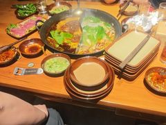 -壹兆圆重庆火锅手工炒底料(长白格林玫瑰湾店)
