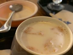 木瓜炖牛奶-七七家的糖水店(南湾街1号店)