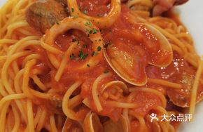 Seafood Garlic Pasta