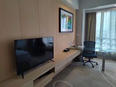 -上海虹桥西郊假日酒店