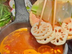 -夺欢喜贵州酸汤牛肉火锅(静安寺店)