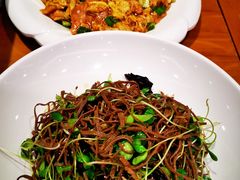 香椿苗拌豆腐丝-紫光园(顺义店)