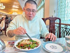 辣皮子韭菜肉拌面-汗腾格里·风味餐厅(新疆驻京办店)