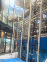 -PIPIKINGDOM皮皮王国欢乐号(欢乐海岸购物中心店)