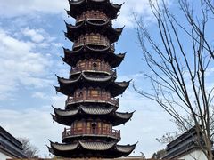 -龙华寺