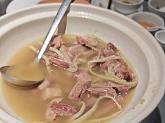 -佬太公海鸭·海鲜大排档(上海总店)