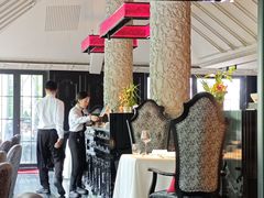 -弦月窗LUNETTE BY AMANDA(复兴路店)