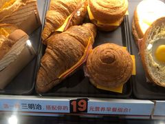 -星巴克(美丽华花园店)