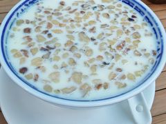 -周大娘牛乳(旧寨古村总店)