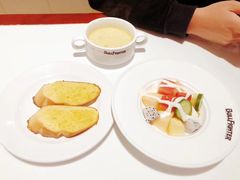 -爱丽丝牛排西餐厅(光谷步行街店)