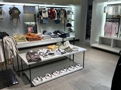 -ZARA(凯德乐峰广场店)