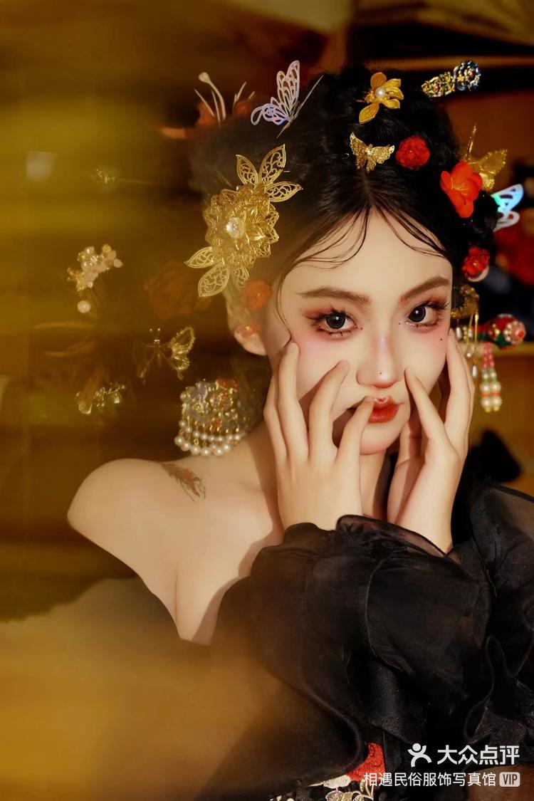 3位数拍的朝鲜族写真艺伎花魁