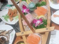 -青瓦餐厅·生鱼片·韩园烤肉(西塔店)