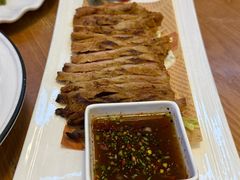 -香巴拉云南餐厅(华莱坞店)