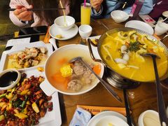 -隔壁老王·家常云南菜(花巷店)