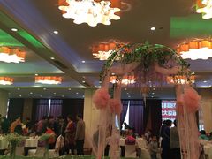 -陕西华浮宫酒店(未央湖公园店)